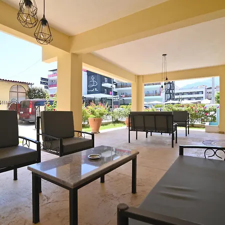 Kalina Aparthotel
